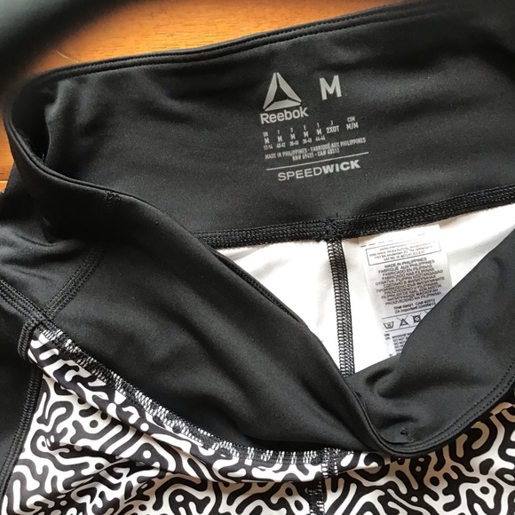 NWOT Reebok capris leggings M - Picture 2 of 6